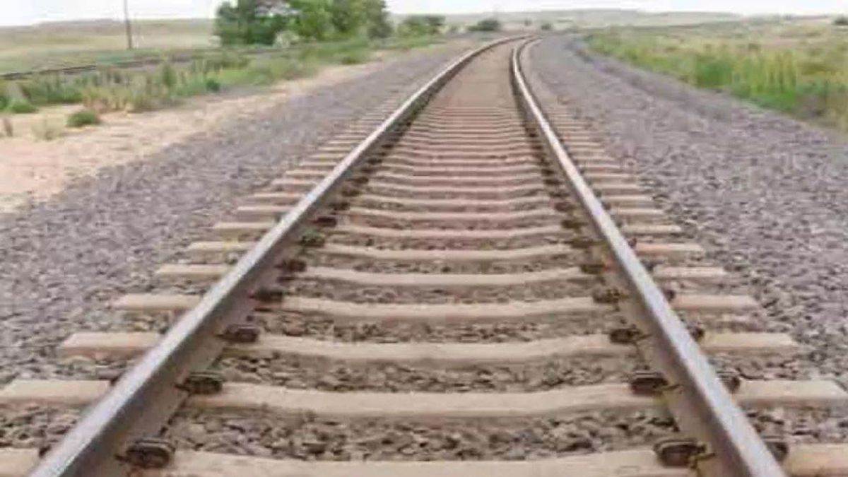 इंदौर-खंडवा रेल परियोजना को हरी झंडी